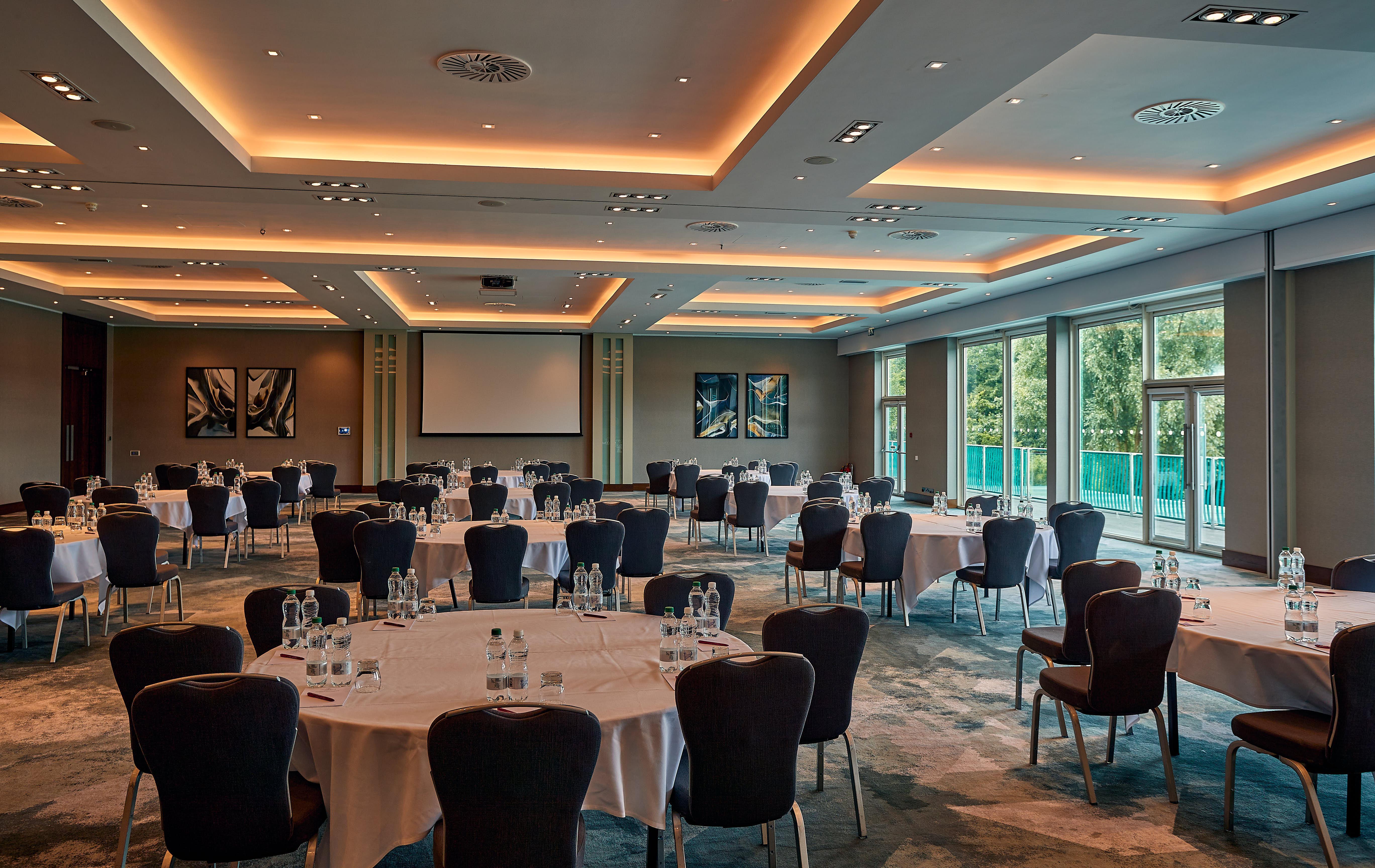 Crowne Plaza Marlow By Ihg Экстерьер фото