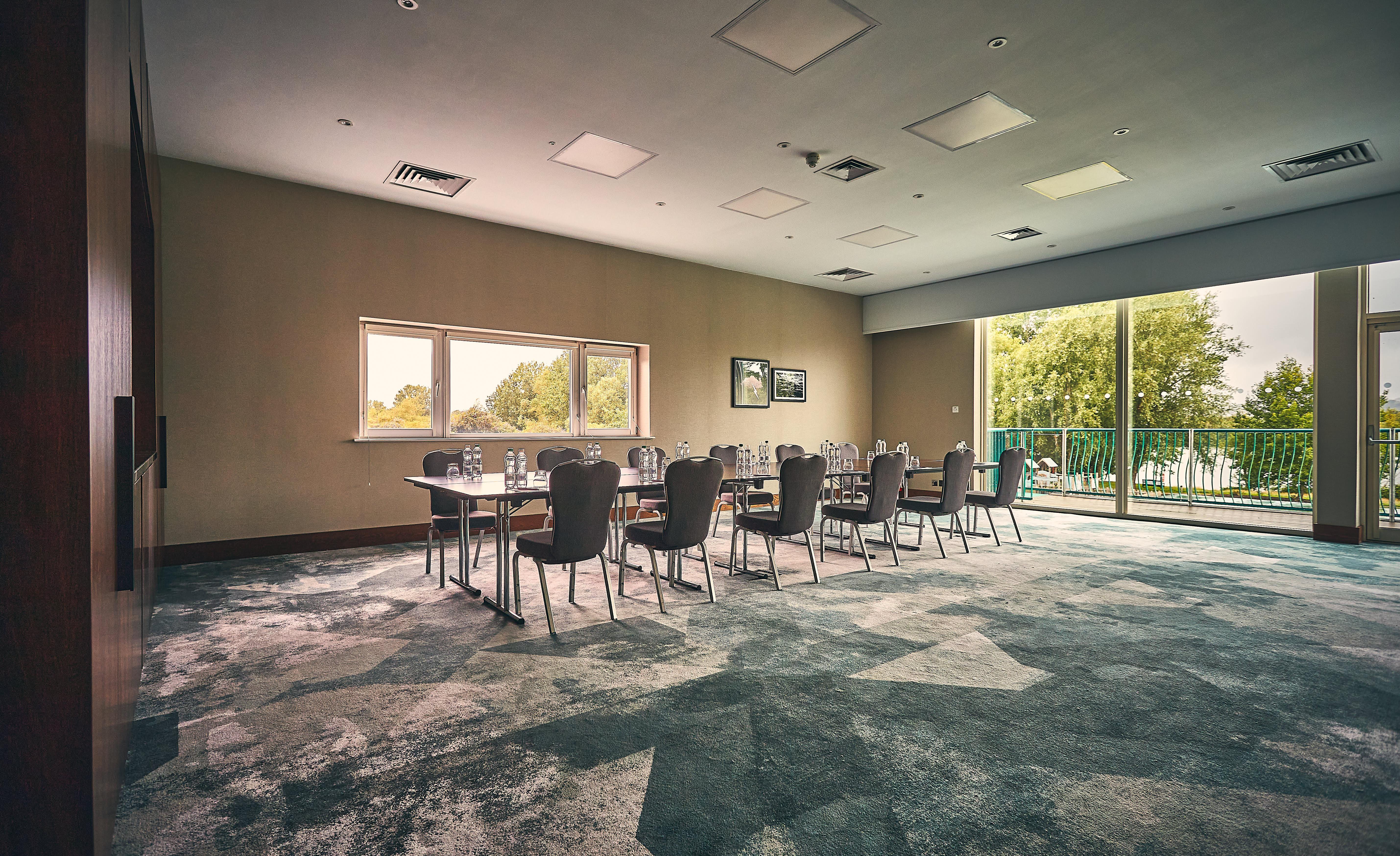 Crowne Plaza Marlow By Ihg Экстерьер фото