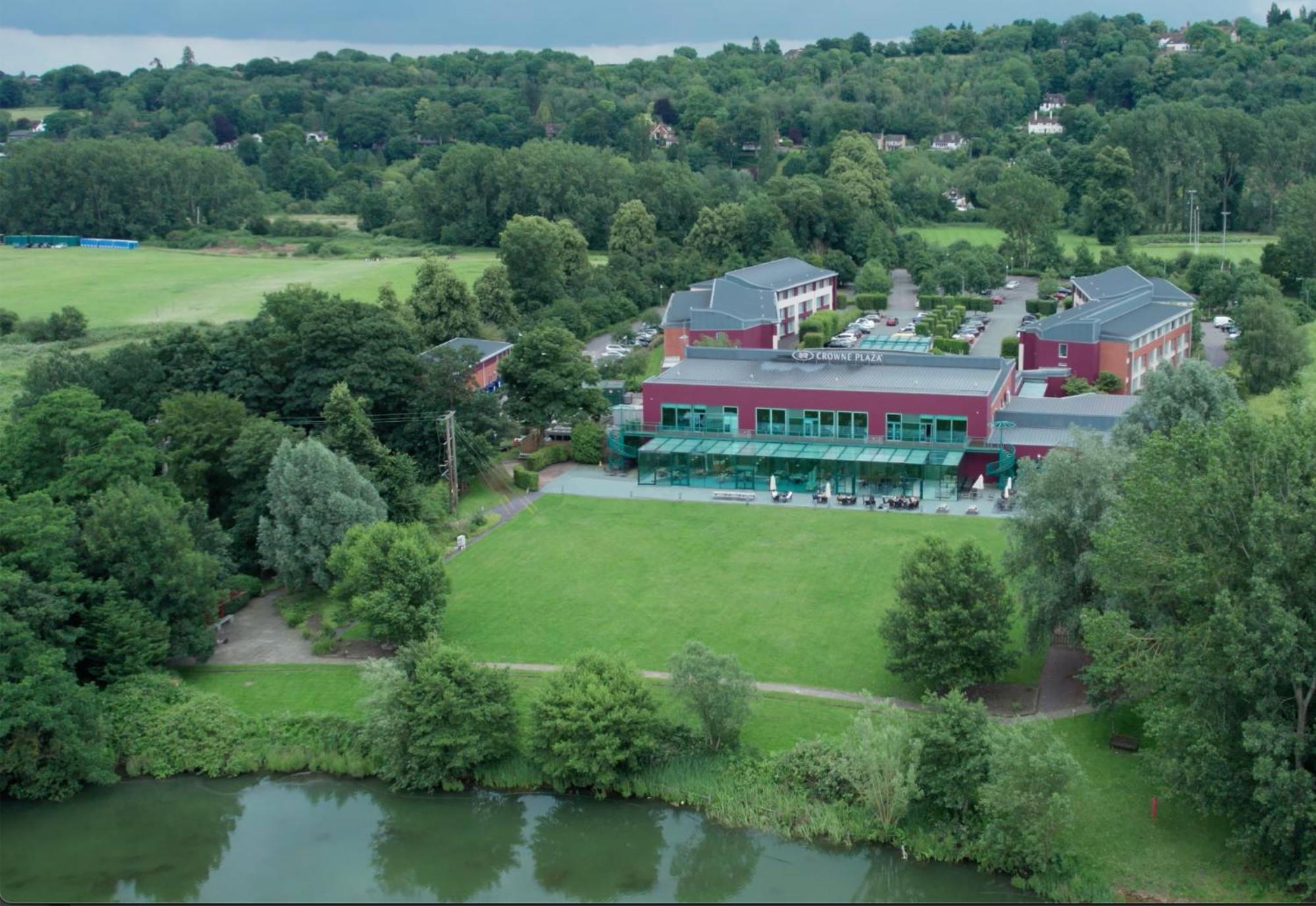 Crowne Plaza Marlow By Ihg Экстерьер фото